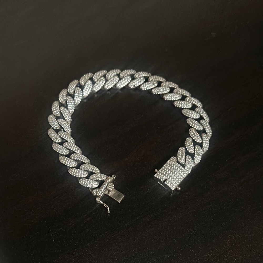 Chic Silver Chain Bracelet